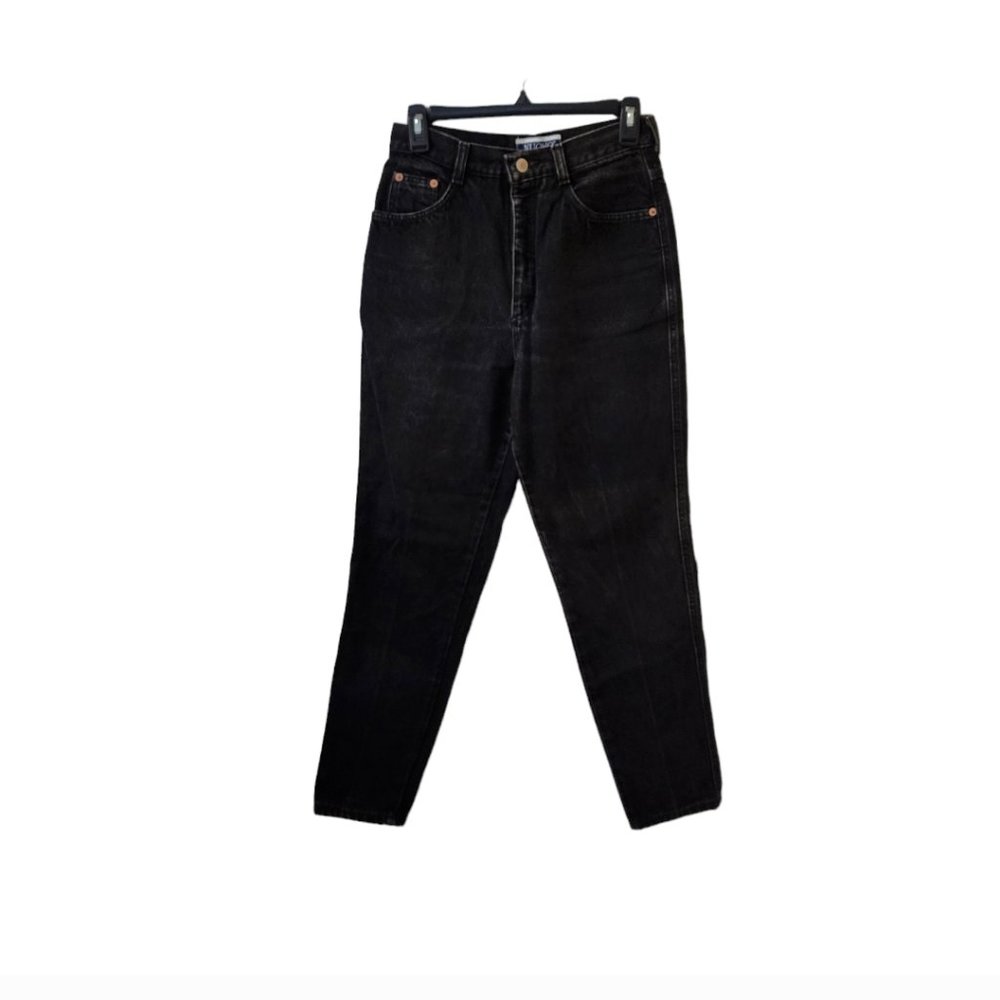 Nuovo Black Vintage High Rise Mom Jeans Size 9/10 Reg